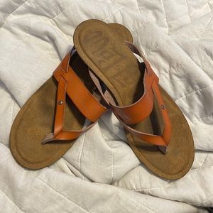 Malibu thing flip flops